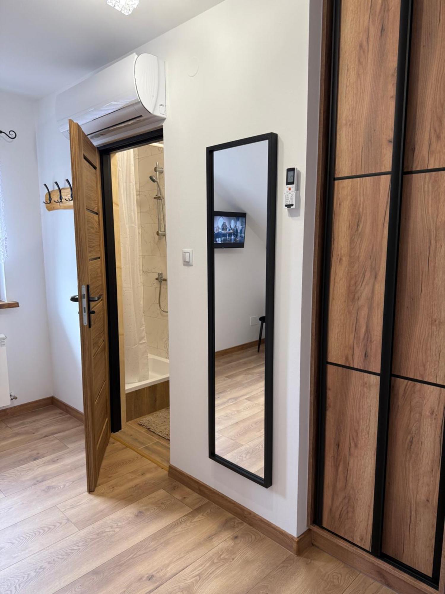 Apartament Z Tarasem I Pokoje Klimatyzowane -Drozdowka Solina Solina  Exterior foto